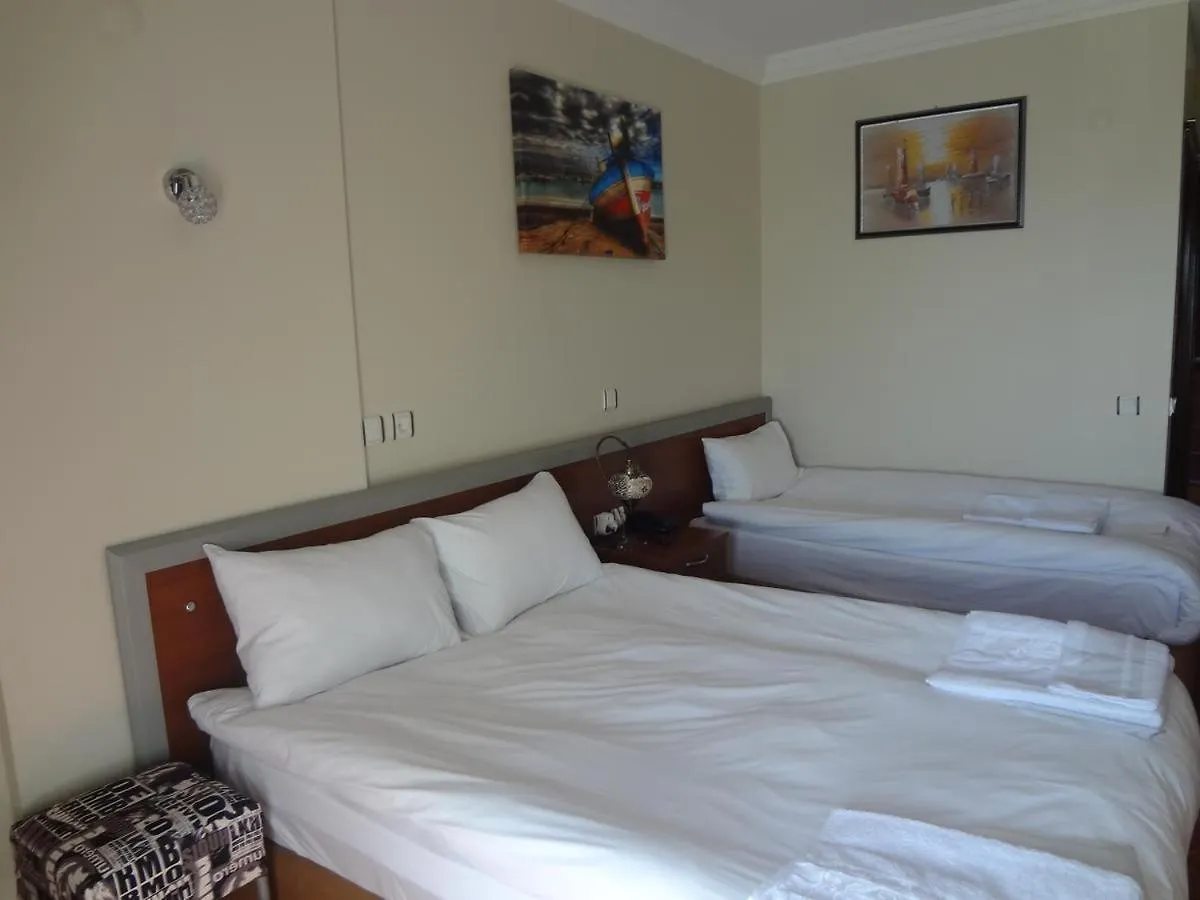 Linda Butik Otel Guemuelduer Smirne Hotel